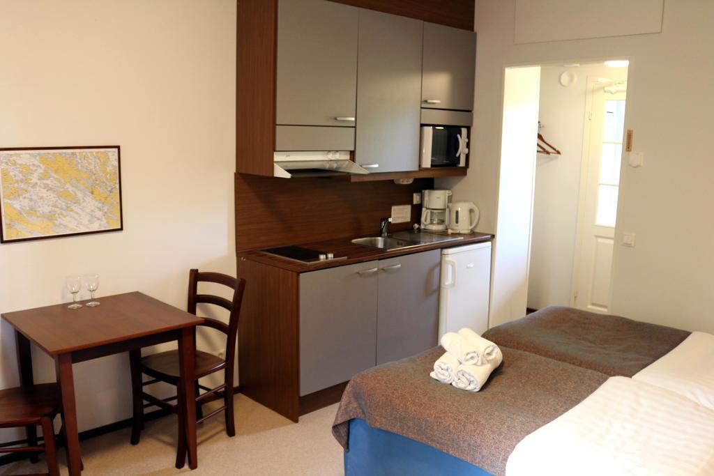 Oravi Apartments Buitenkant foto